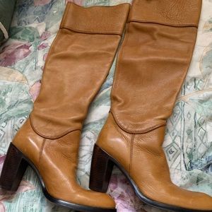 KNEE HIGH LEATHER BOOTS NO ZIPPER SIZE 40 (US 10)